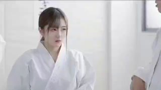 好男人社区影视GoPro视角下学生的大P屁屁（中途还视频炮友一起看）